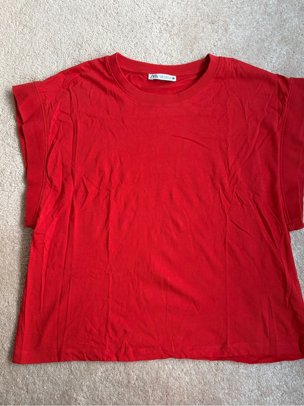 Zara Red Crewneck Short Sleeve Tee M